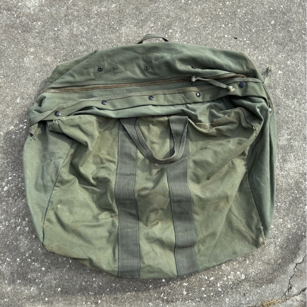 1979 Pilots Sage Green Duffel Bag - Flyers bag